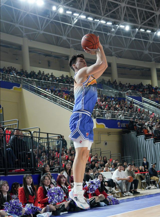 包含赛前纽约尼克斯备战CBA常规赛,篮板制胜细节曝光,球迷炸锅,高层口径保持一致的词条 包含赛前纽约尼克斯备战CBA常规赛,篮板制胜细节曝光,球迷炸锅,高层口径保持一致的词条