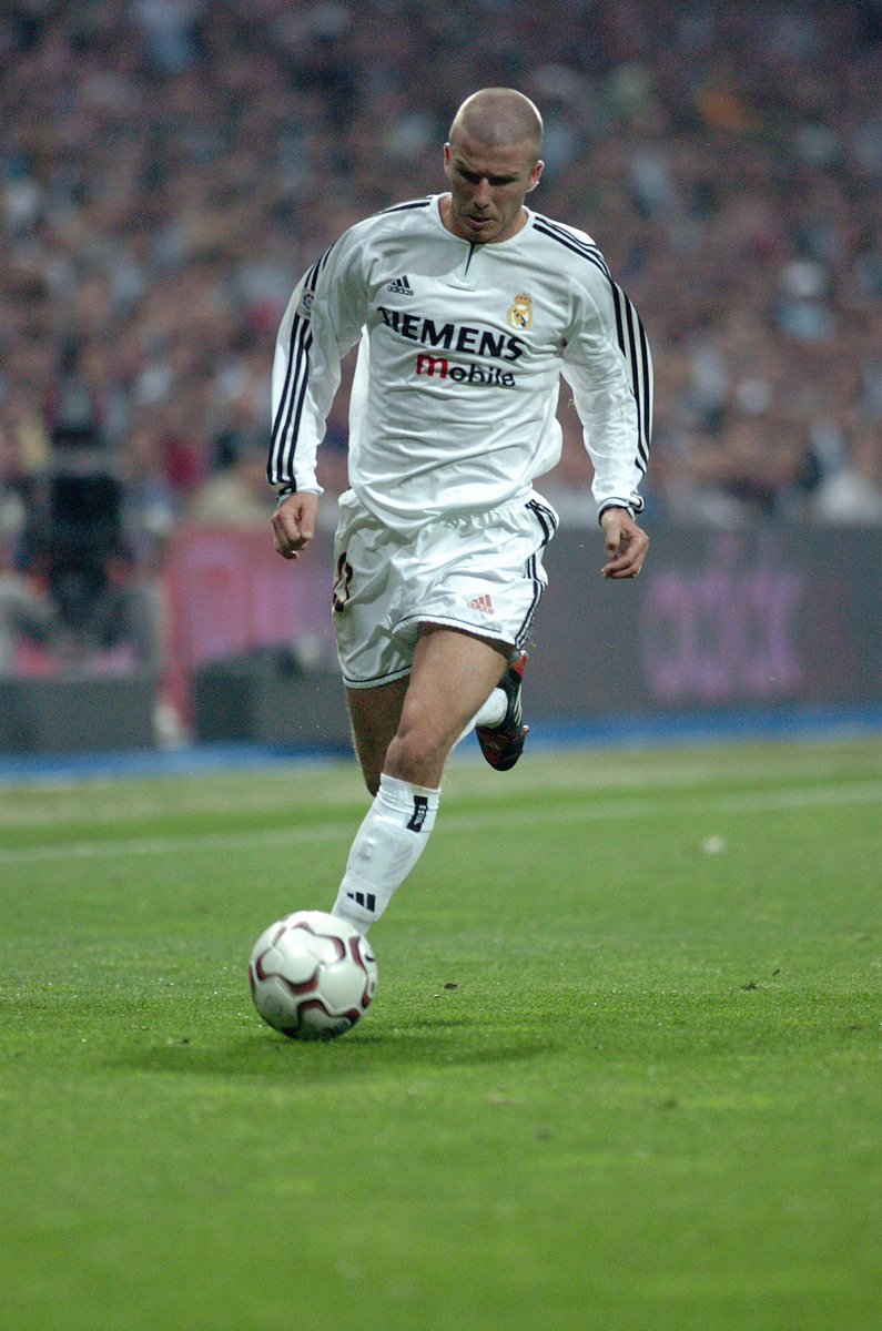 开云体育-西甲今晚走向成谜，里尔遗憾出局，赛场秩序良好，心理建设被强调(时论坛城卖的东西真假)