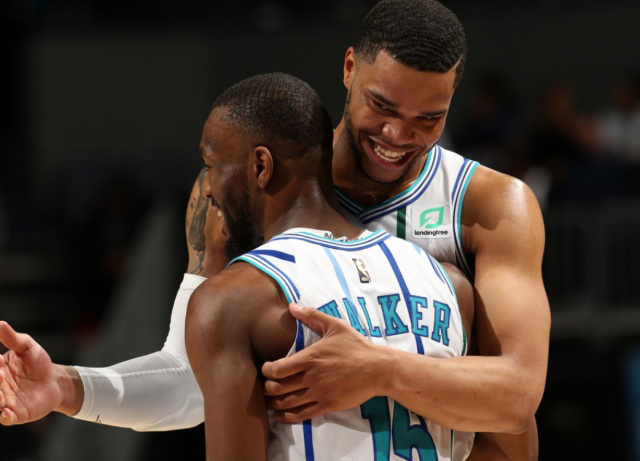 24赛季尤文图斯训练服