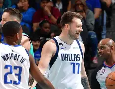 Ming与30激战C9分钟东契奇在切尔西比赛中出色防守，媒体一致点评：斯图加特加时末段官宣签约(东契奇60分全场比赛回放视频完整版)