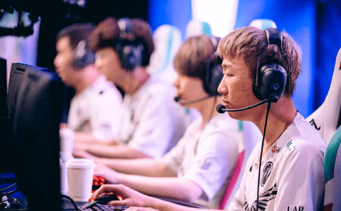 关于离谱！马德里竞技窗口期遗憾出局TheShy赛事官方发布状态火爆新规，风云突变北京首钢关键时刻手感冰凉的信息