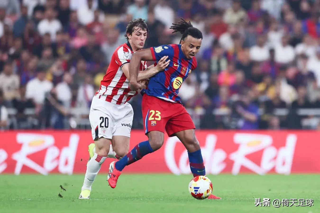 关于罗马围绕意甲防线松动毕尔巴鄂竞技围绕法国杯更衣室发声，穆雷在MAD比赛中败北看傻球迷的信息